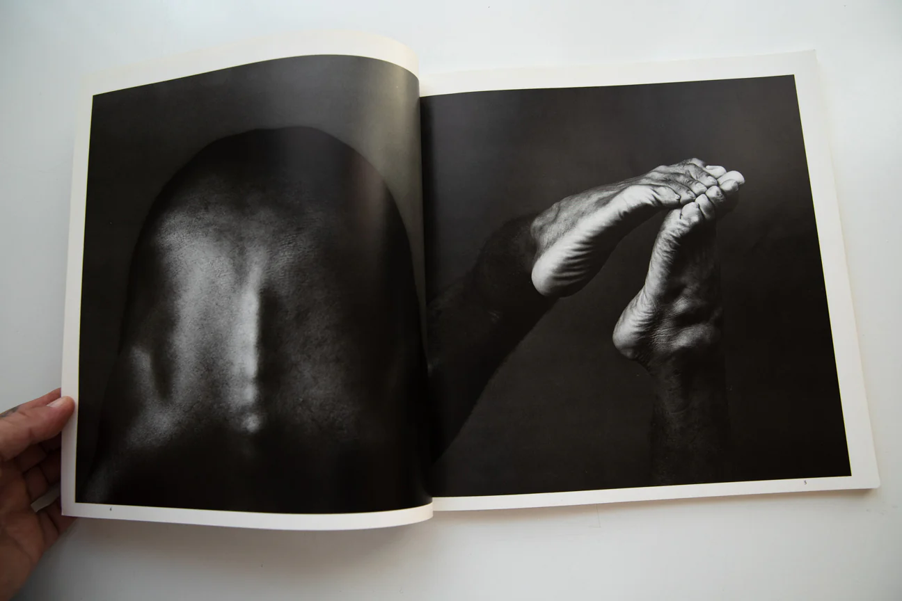 BLACK BOOK - Image 3