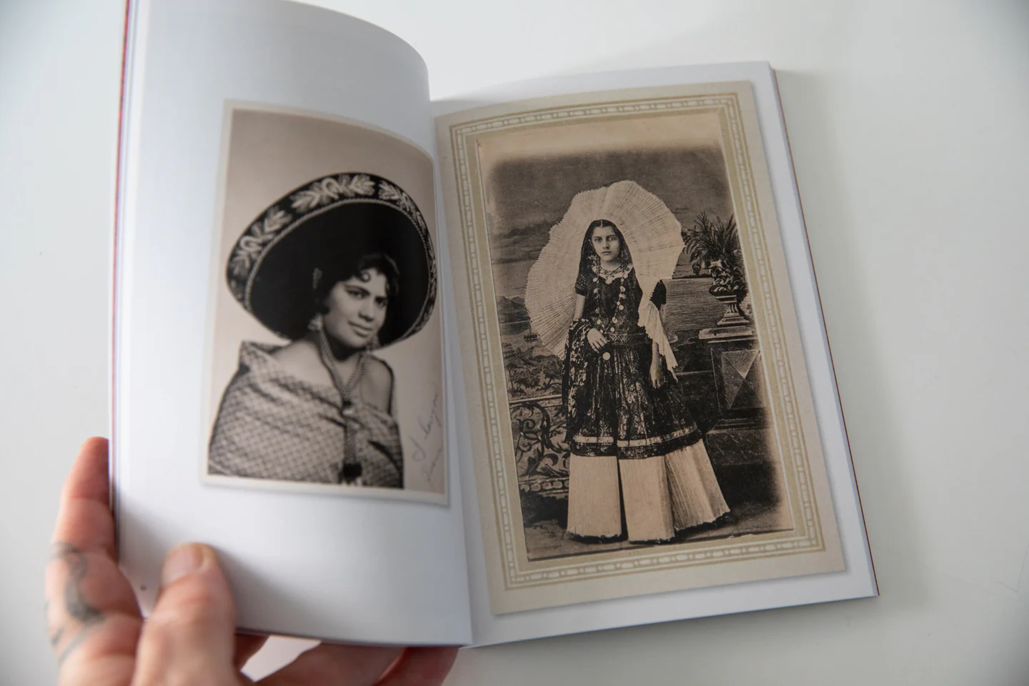 LAS MEXICANAS - Image 4