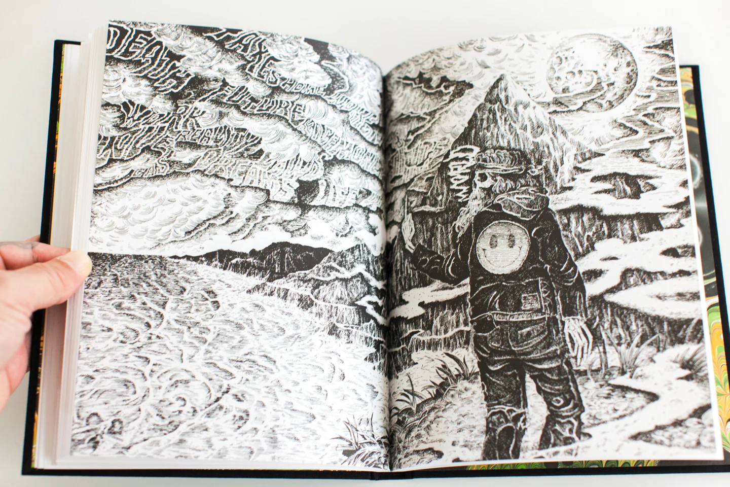 OBLIVIOUS SURROUNDINGS - Image 7