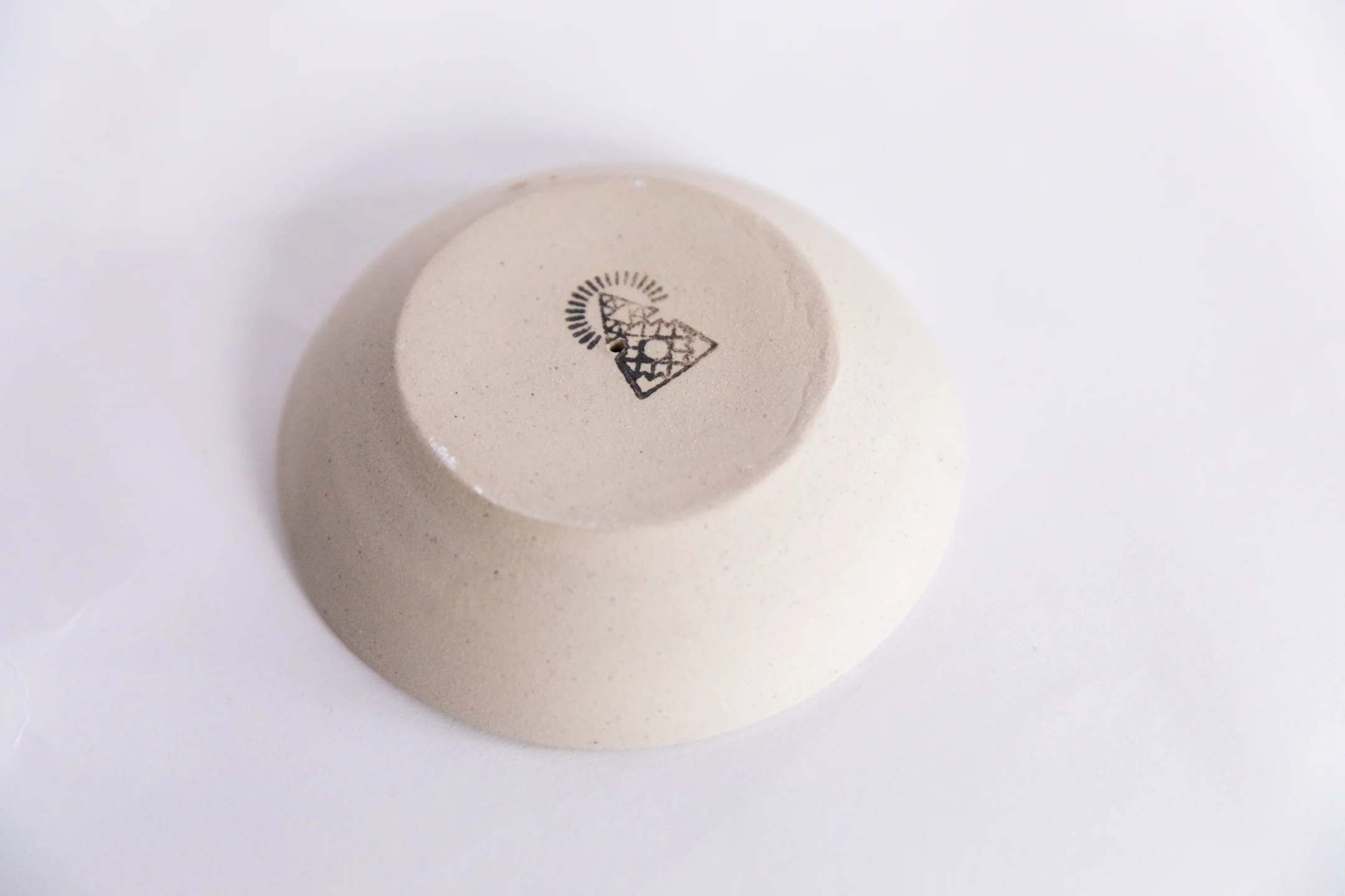 STONEWARE INCENSE HOLDER - Image 4