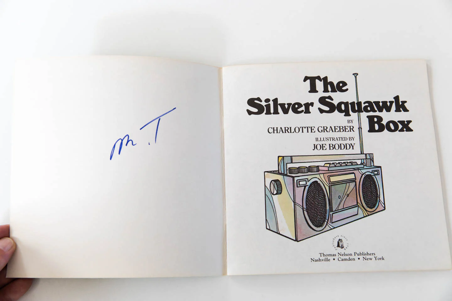 THE SILVER SQUAWK BOX - Image 2